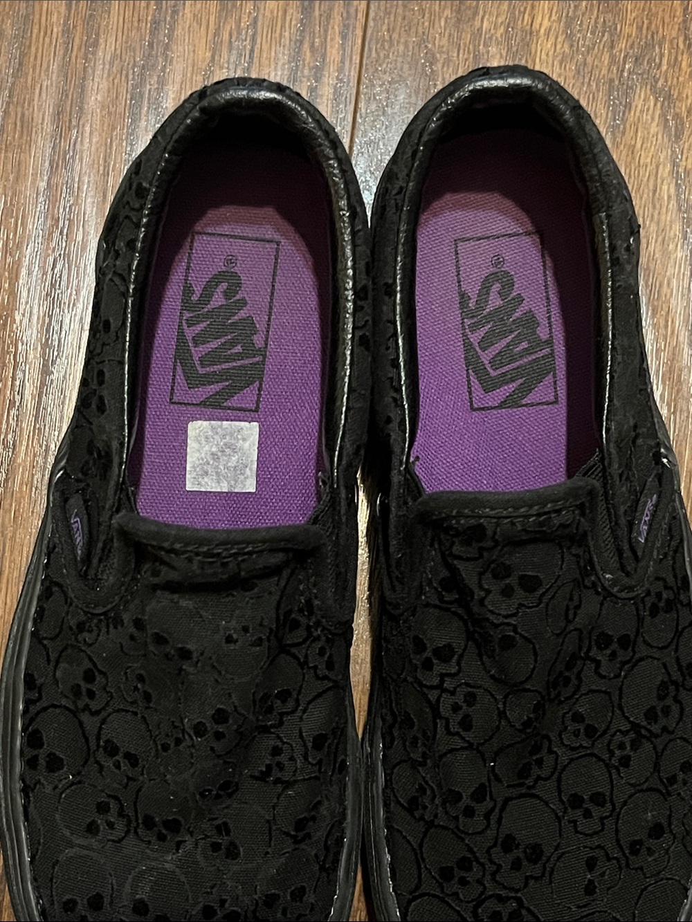Vans Black Skull Slip-On Sneakers - Picture 16 of 16